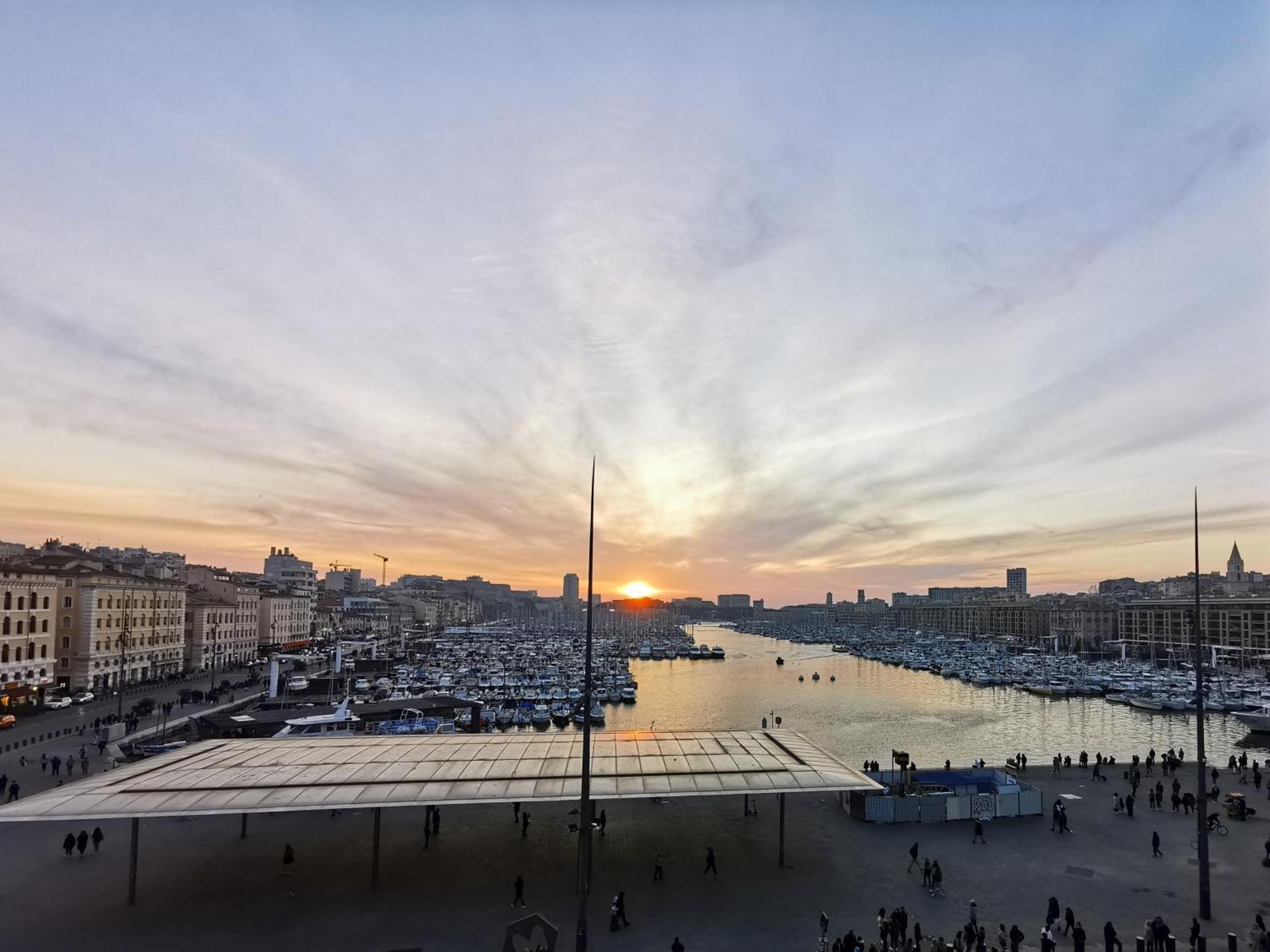 马赛Face Au Vieux Port Vue 180 De Notre Dame Au Panier公寓 客房 照片